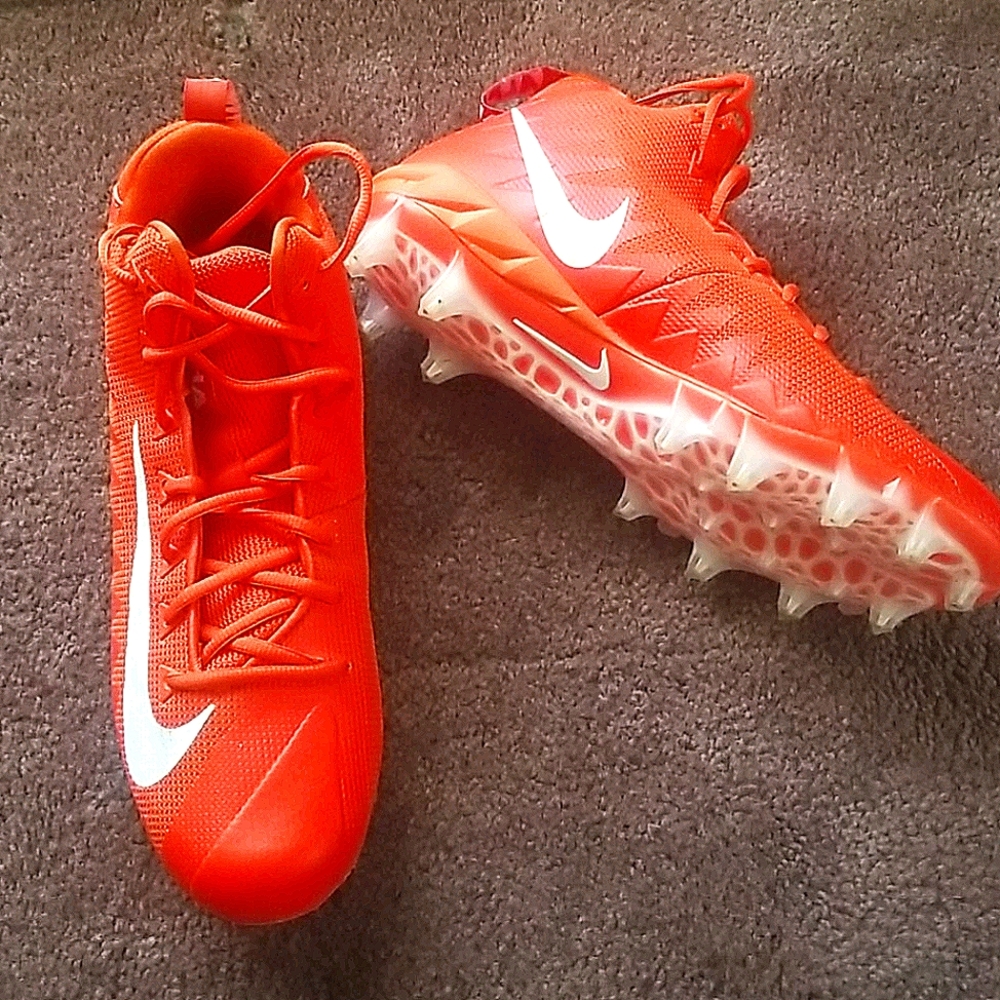 Nike cleats sneakers